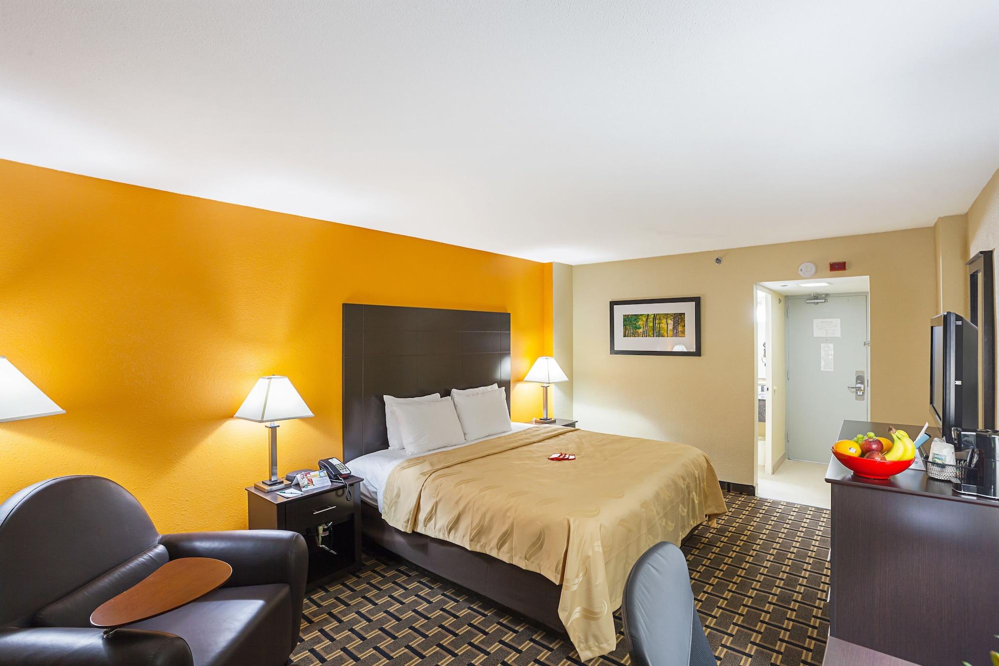 Quality Inn & Suites Cincinnati Zewnętrze zdjęcie