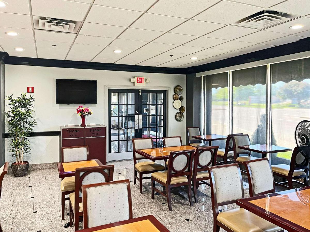 Quality Inn & Suites Cincinnati Zewnętrze zdjęcie