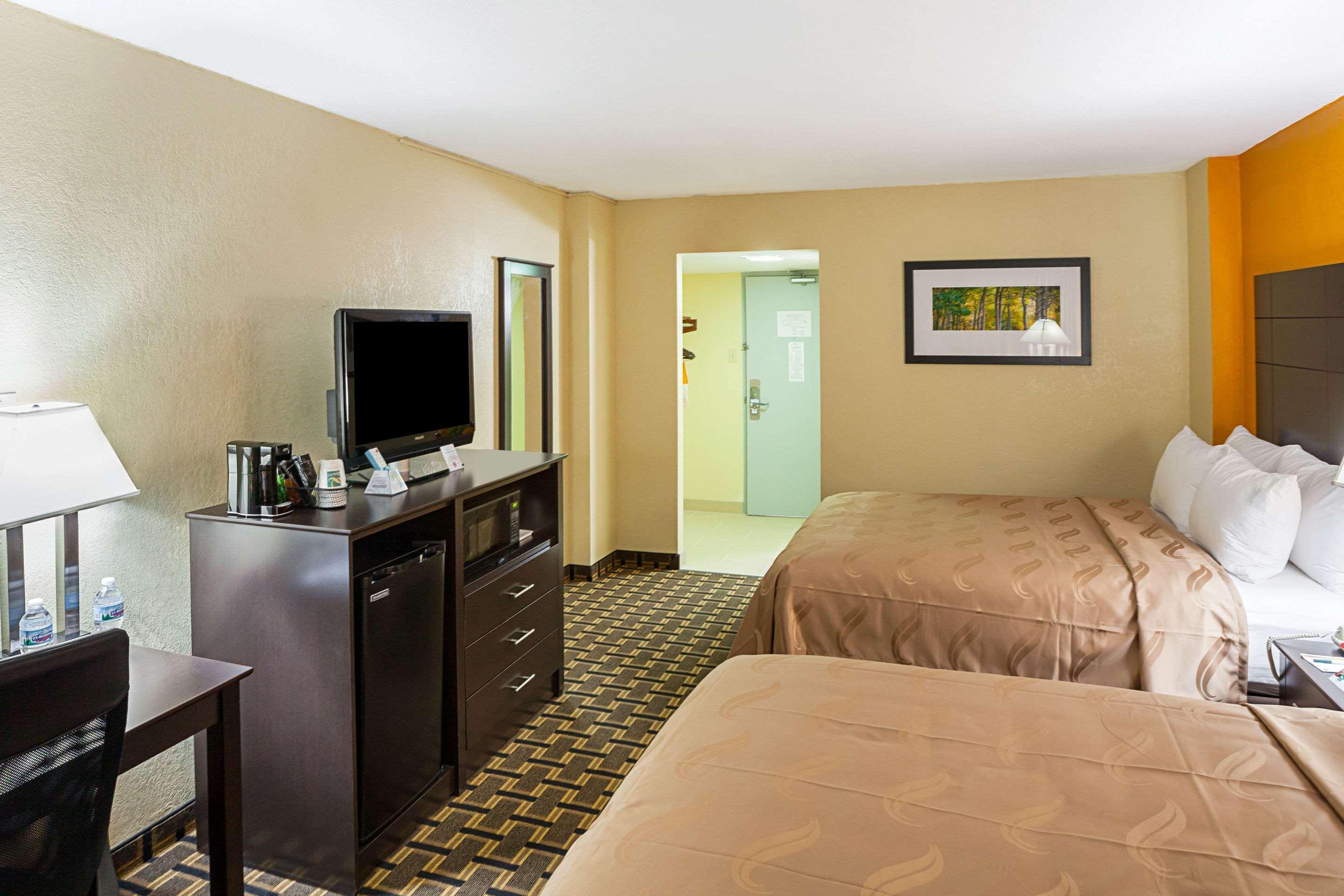 Quality Inn & Suites Cincinnati Zewnętrze zdjęcie