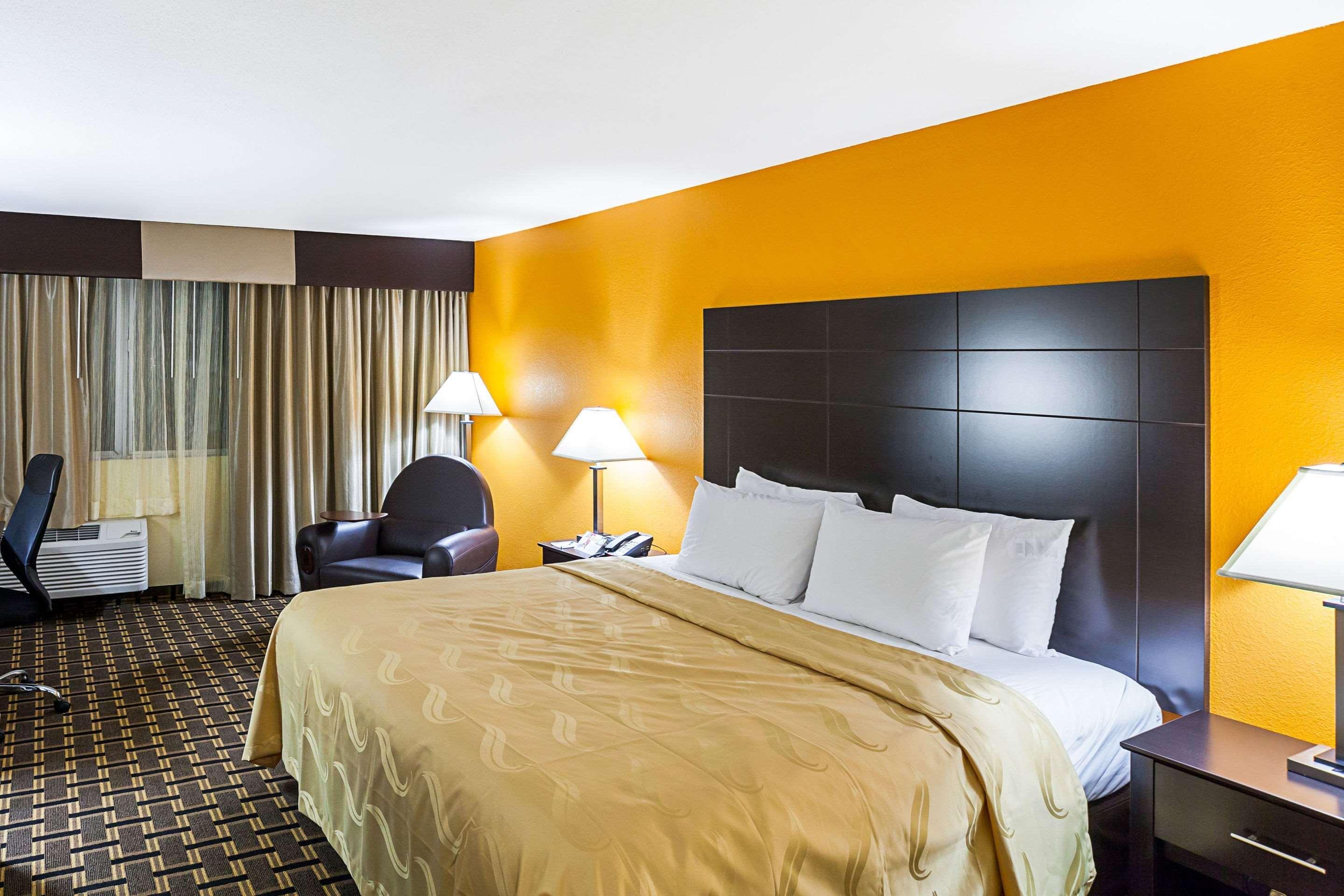 Quality Inn & Suites Cincinnati Zewnętrze zdjęcie