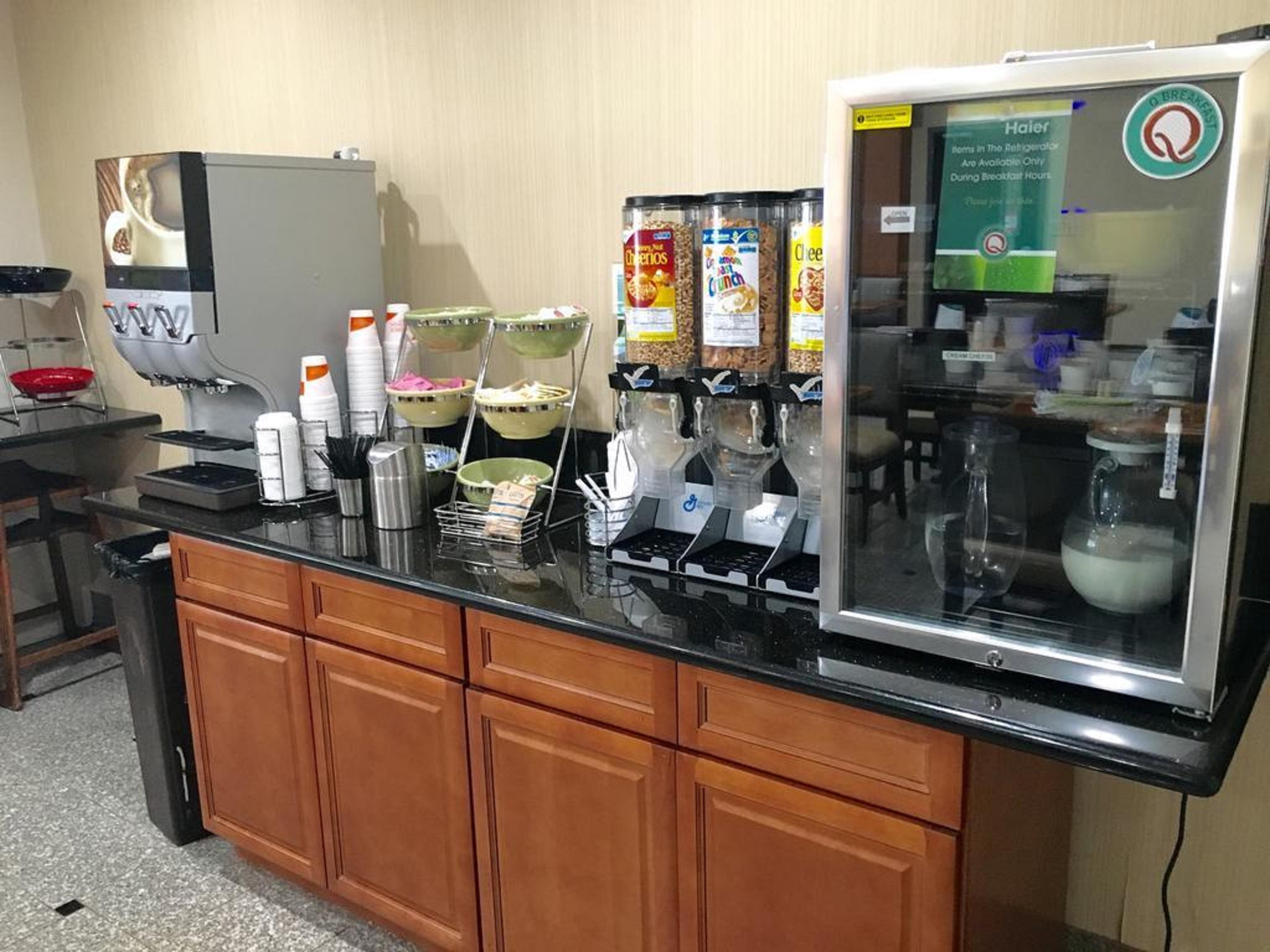 Quality Inn & Suites Cincinnati Zewnętrze zdjęcie