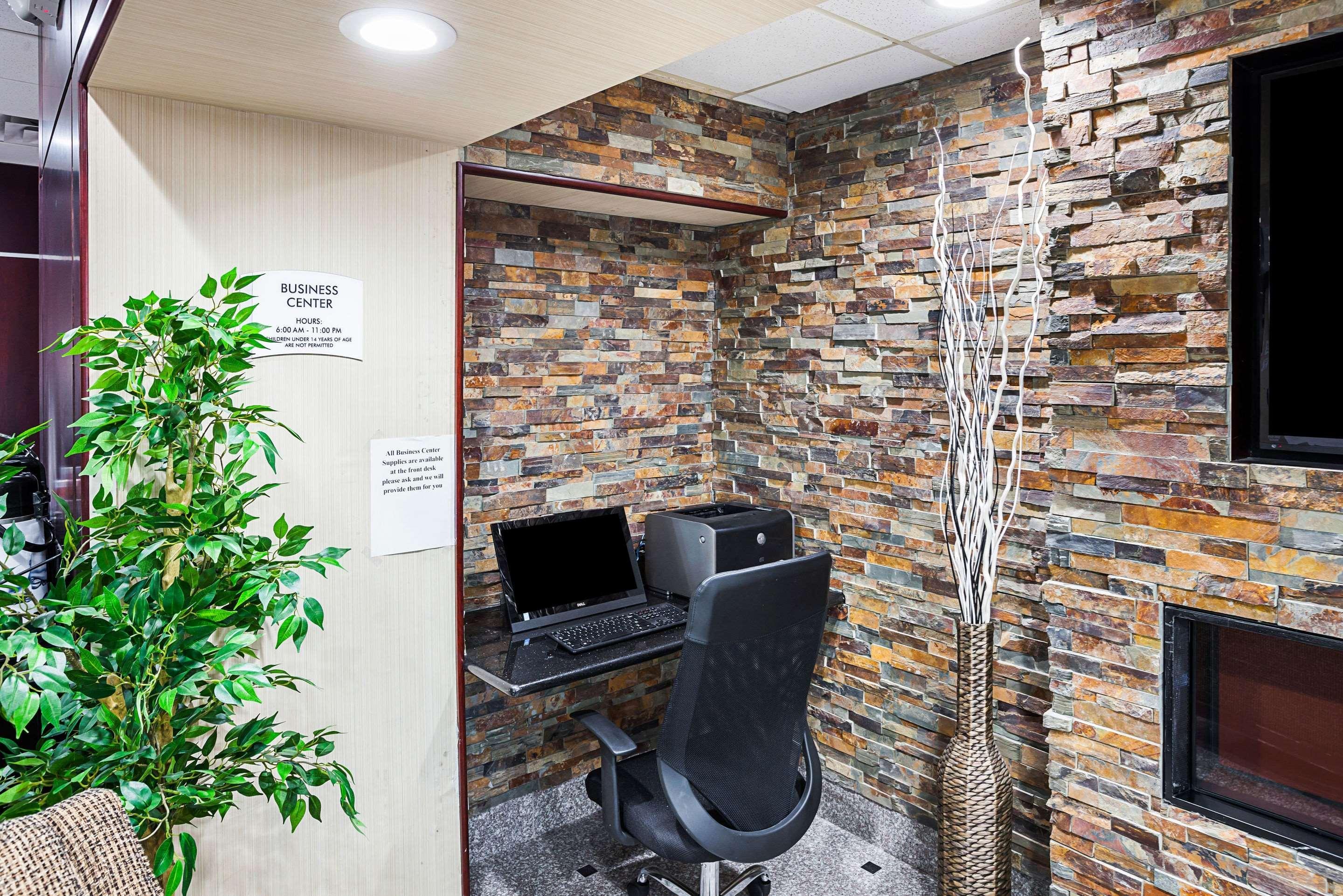 Quality Inn & Suites Cincinnati Zewnętrze zdjęcie