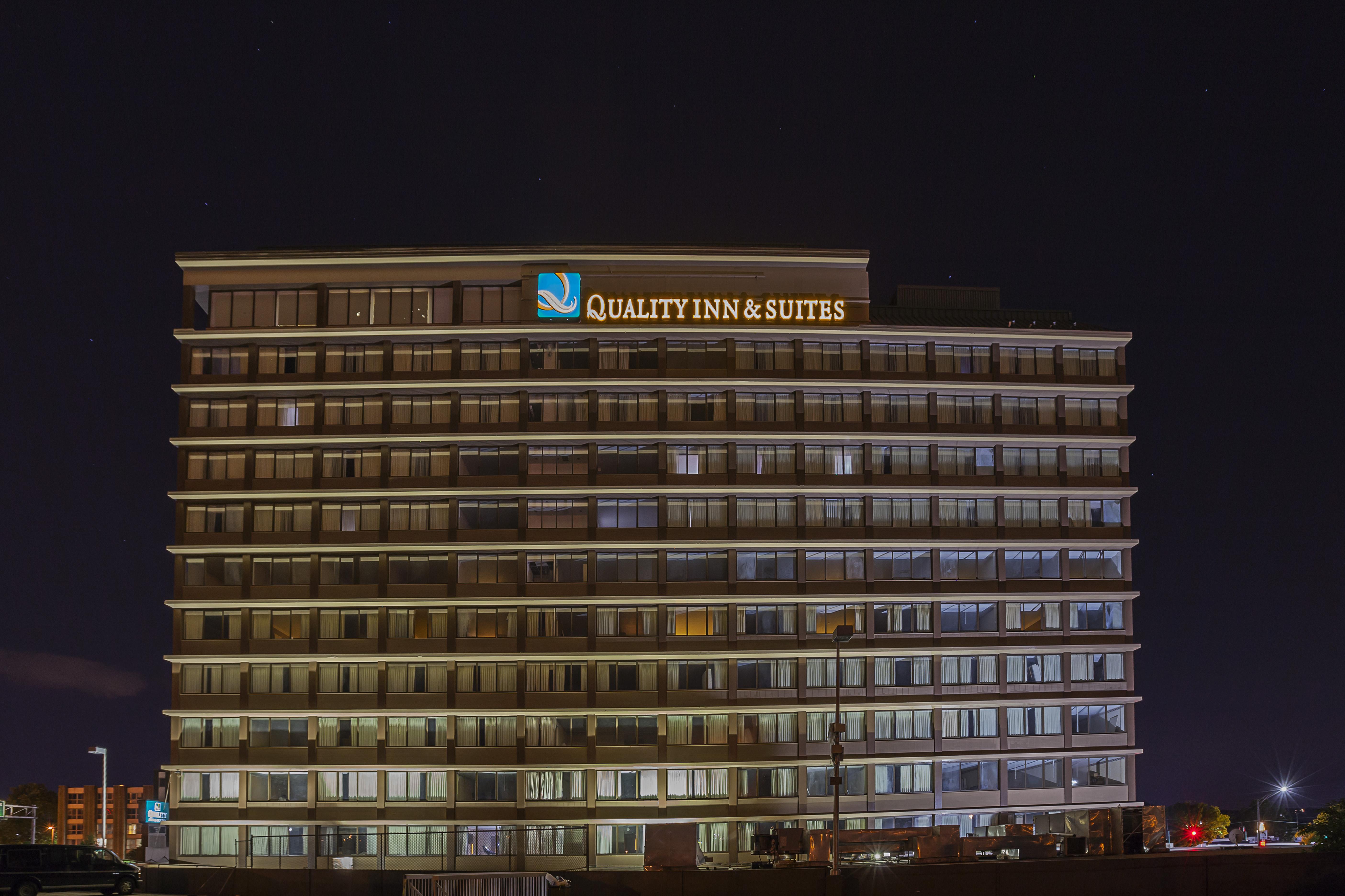 Quality Inn & Suites Cincinnati Zewnętrze zdjęcie