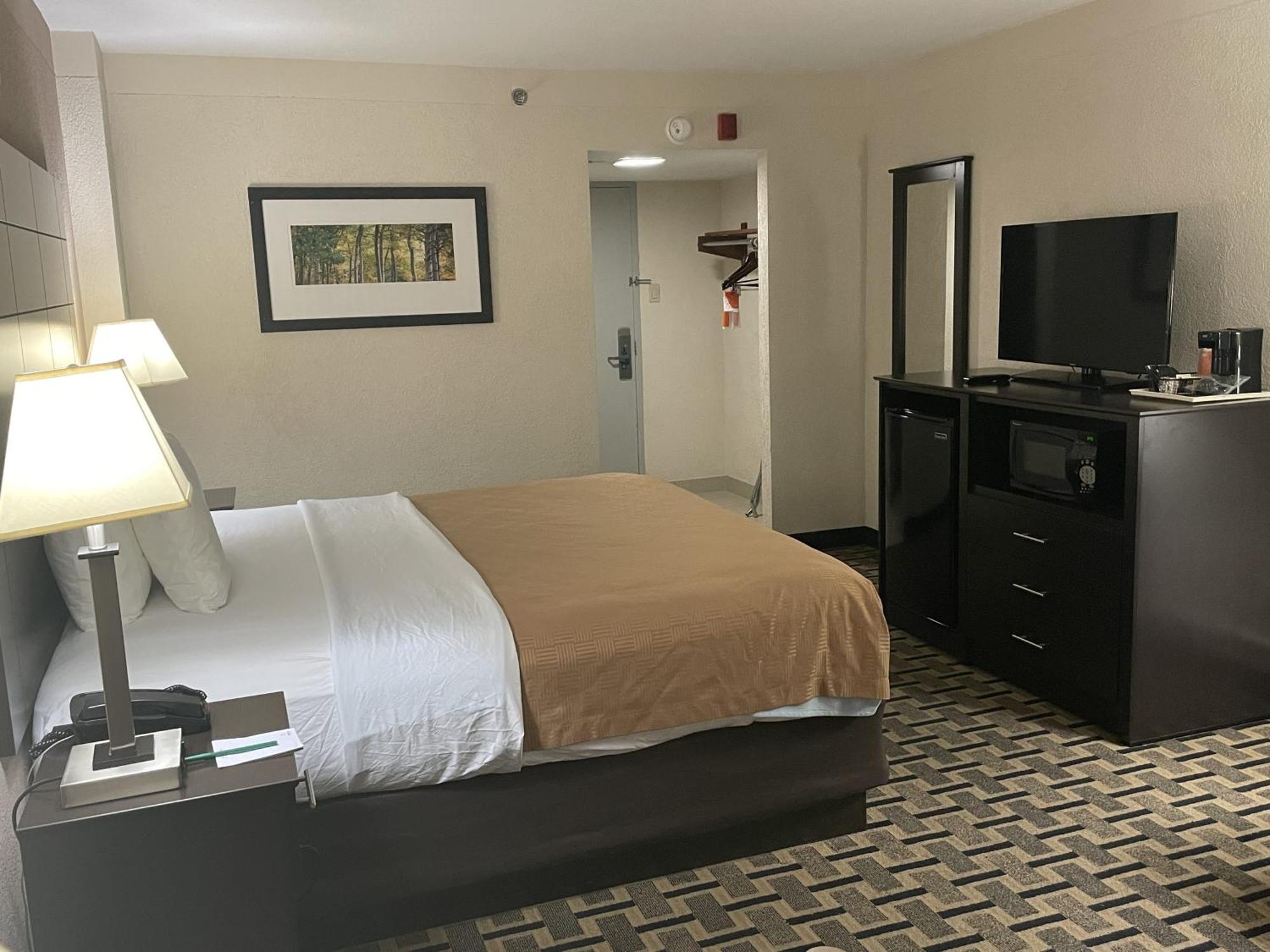Quality Inn & Suites Cincinnati Zewnętrze zdjęcie